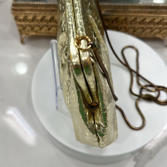 Vintage Robinson’s Metallic Gold Snakeskin Evening Bag - Serpentine Chain VGVC - Picture 8 of 16